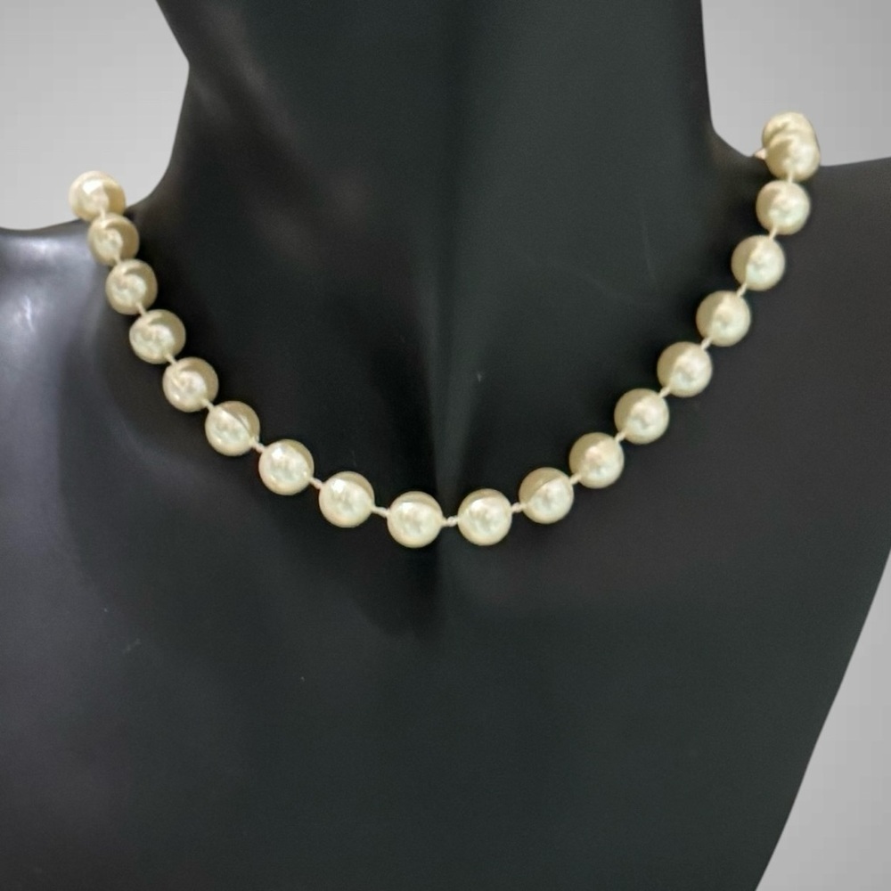 FAUX PEARL CHOKER NECKLACE